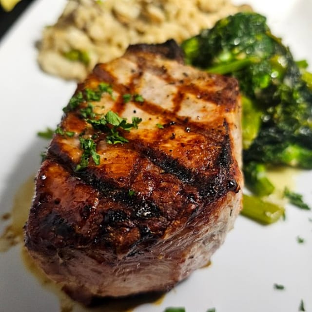 Double Cut Prime Pork Chop (16 oz).