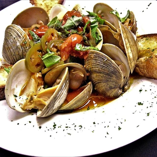 Clams Arrabbiata.